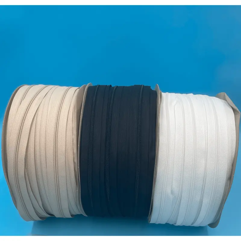 Nylon Zipper Roll Various Sizes / Colors 200-300ydsWhite / # 2.5mm - 300 Yards